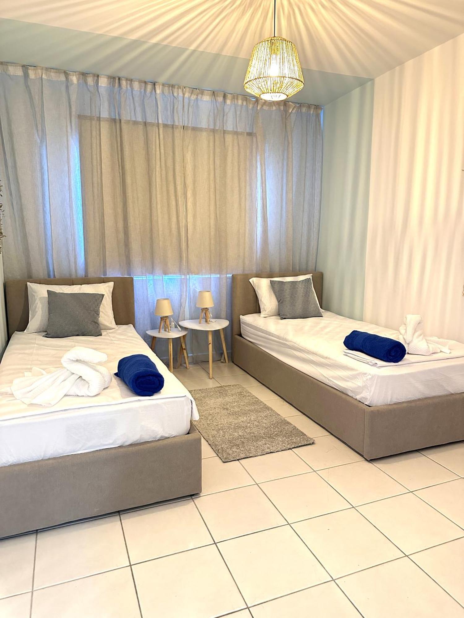 H&O Golden Sun Suite Пафос Экстерьер фото